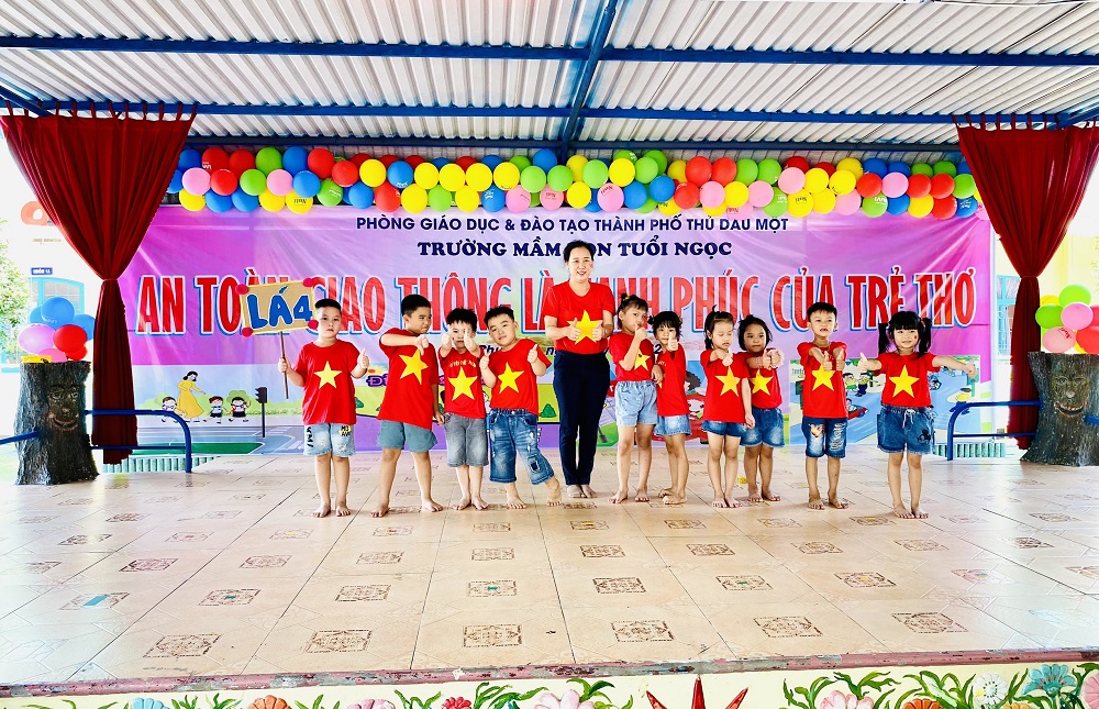 Hội thi "An toàn giao thông là hạnh phúc trẻ thở"