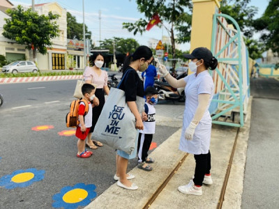 Trường mầm non Tuổi Ngọc đón trẻ đi học trở lại sau thời gian tạm nghỉ học phòng chống dịch bệnh COVID-19