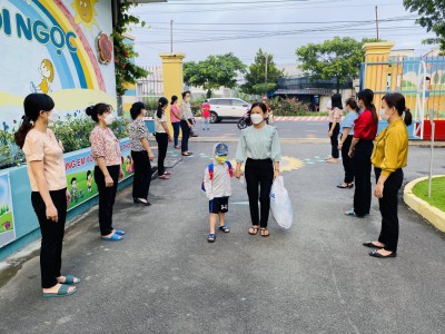Trường mầm non Tuổi Ngọc đón trẻ tựu trường