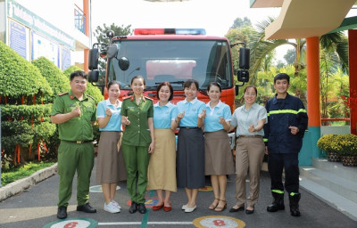 Mầm non tuổi ngọc tổ chức chương trình giáo dục kiến thức và kỹ năng phòng cháy, chữa cháy cho trẻ