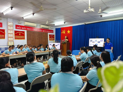 TRƯỜNG MẦM NON TUỔI NGỌC TỔ CHỨC TẬP HUẤN “ĐÀO TẠO NHẬN THỨC AN TOÀN THÔNG TIN CHO NGÀNH GIÁO DỤC”