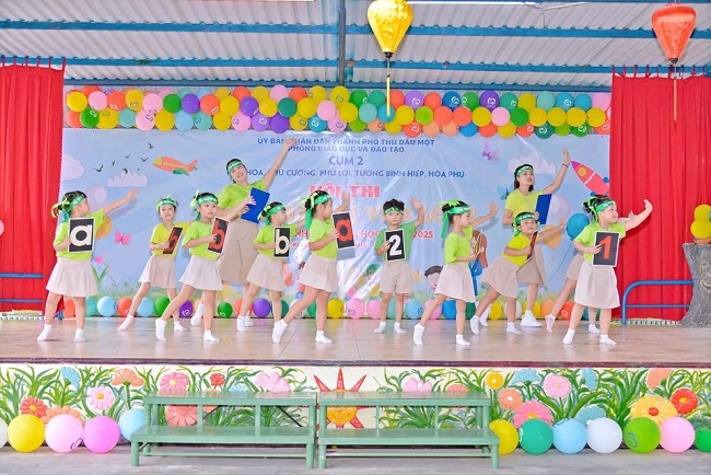 HỘI THI “BÉ CHUẨN BỊ VÀO LỚP 1” – CỤM 2 NÁO NỨC, TƯNG BỪNG, TRÀN NGẬP TIẾNG CƯỜI