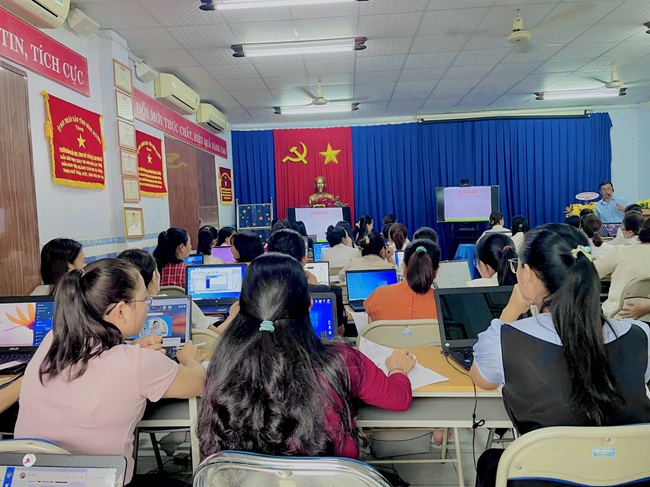 z7255726270264 7950f5abb3a72e5c8c6f09d288b588a3