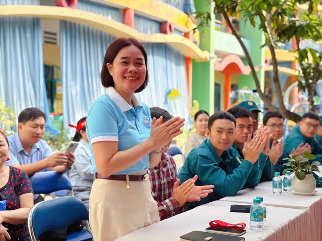 z7352828855066 072061144c891c2de3e963b4f73b4b8a