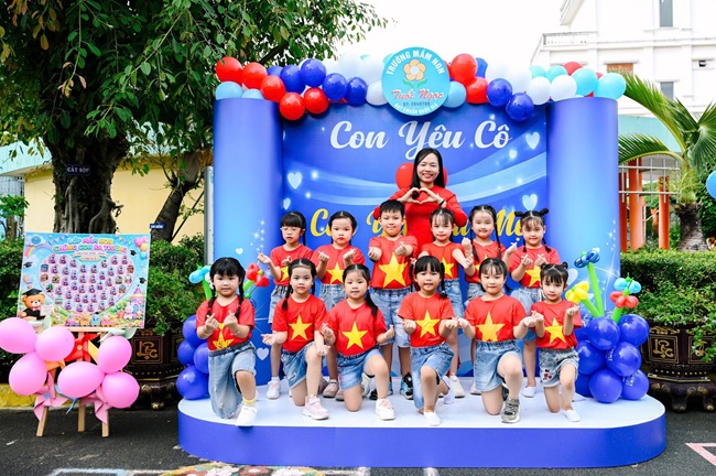 LỄ RA TRƯỜNG KHỐI LÁ 5 TUỔI - DẤU ẤN TUỔI THƠ