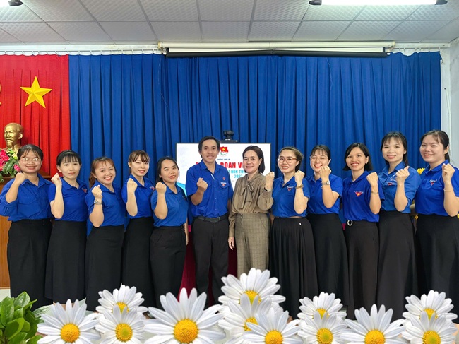 ĐẠI HỘI CHI ĐOÀN NHIỆM KỲ 2026 – 2027